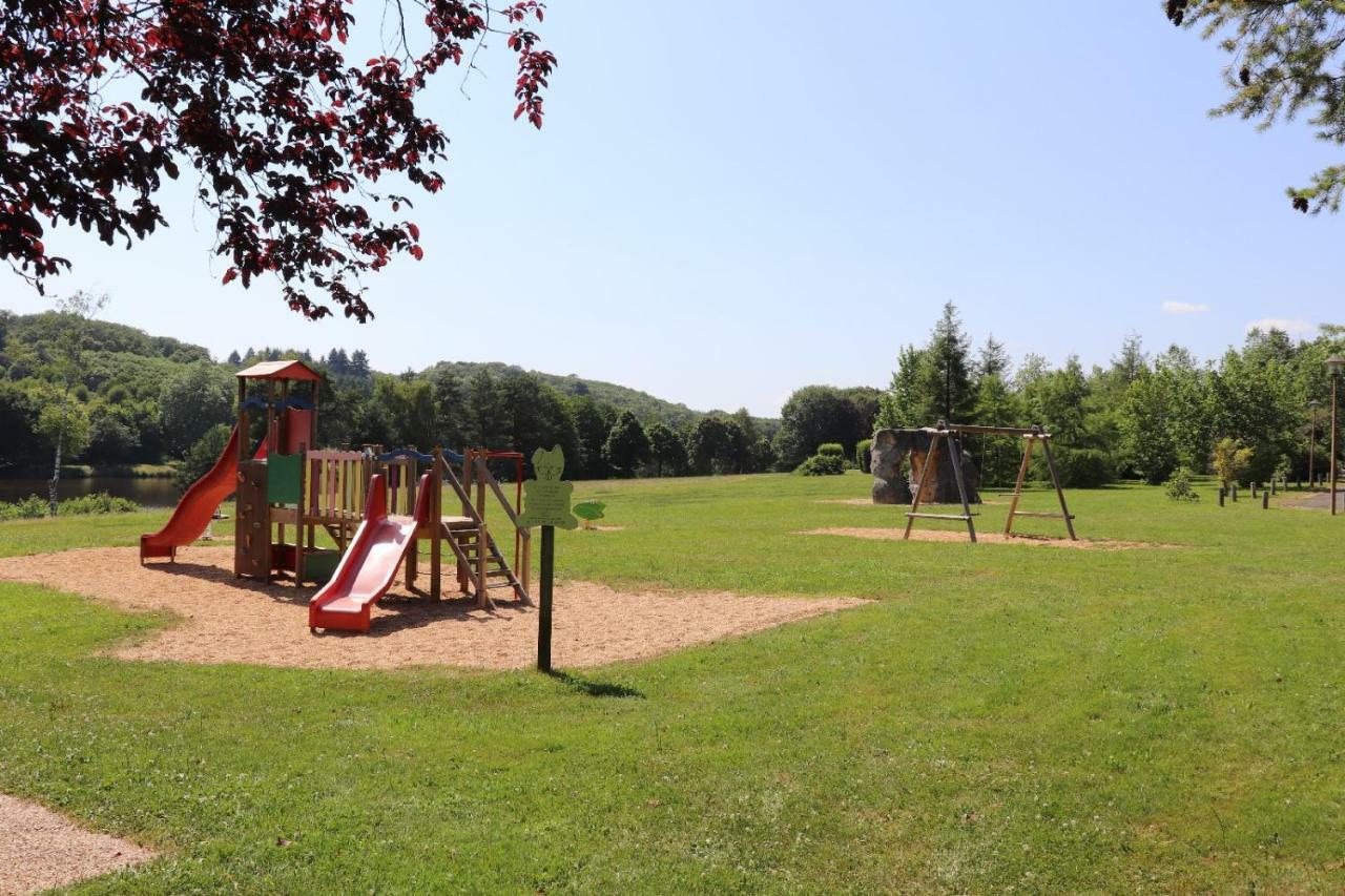 Camping De Ladignac Le Long Bel Air Eksteriør bilde