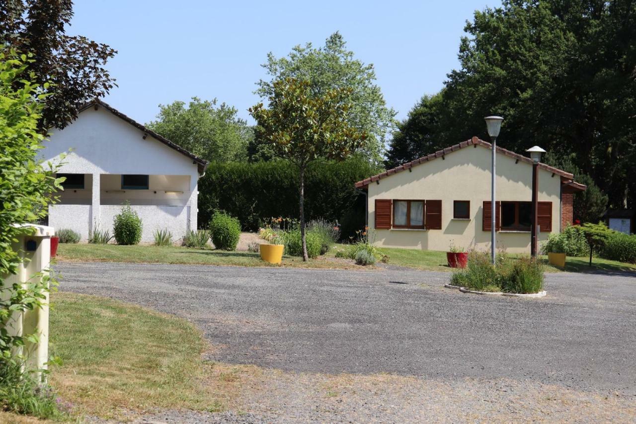 Camping De Ladignac Le Long Bel Air Eksteriør bilde
